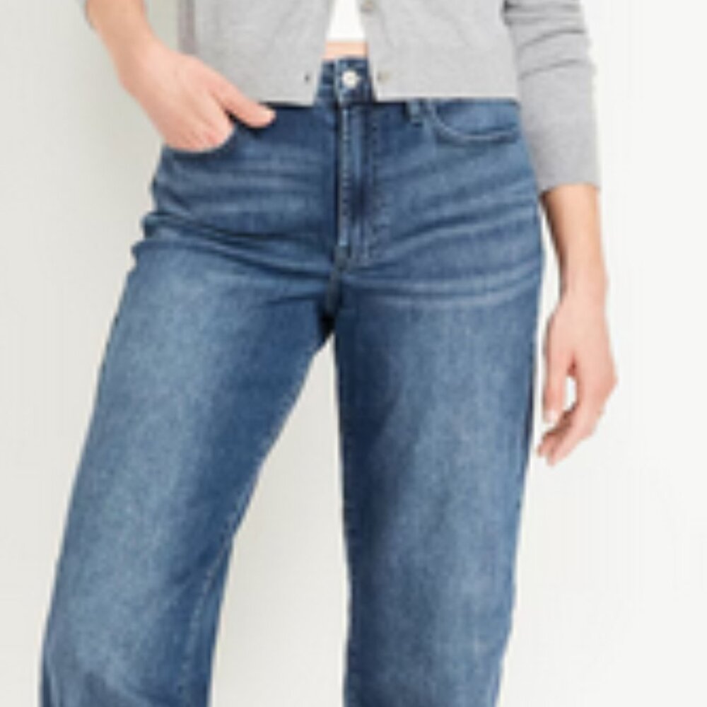 Old Navy Size 2 High-Rise Wow Loose Jeans.